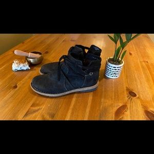 Born Tarkiln ankle boots